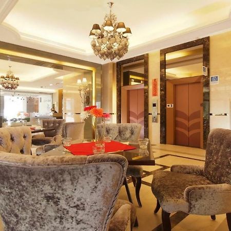 The Metro Hotel Тайчжун Экстерьер фото