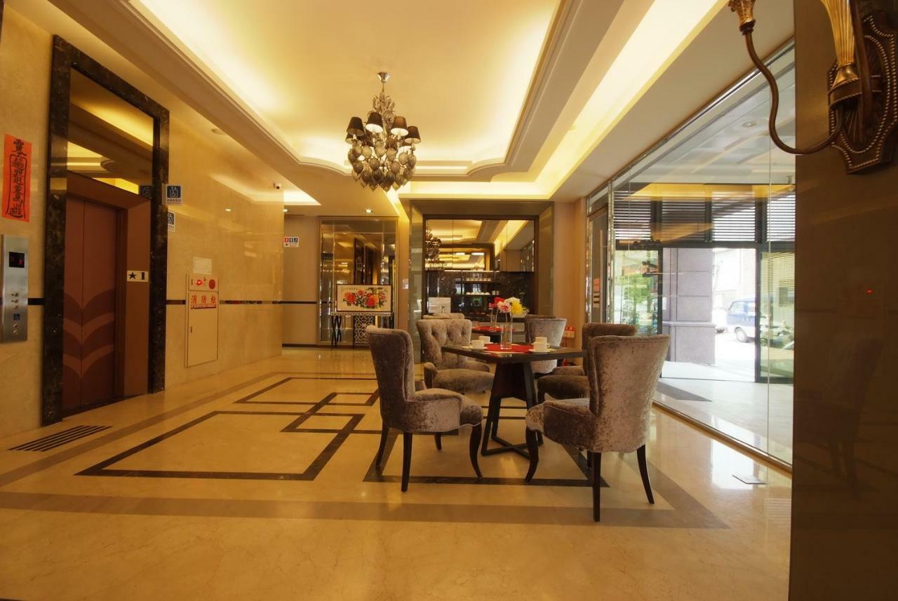 The Metro Hotel Тайчжун Экстерьер фото