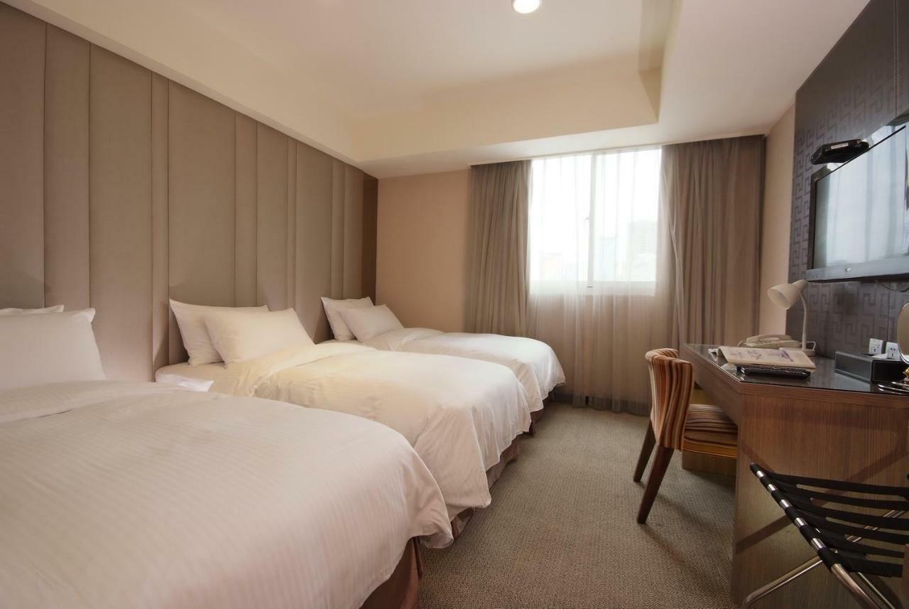 The Metro Hotel Тайчжун Экстерьер фото